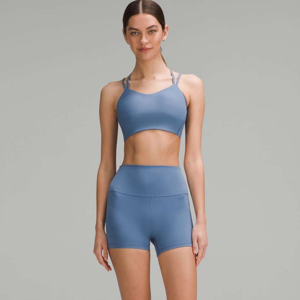 lululemon athletica oasis blue align shorts 4” size 8